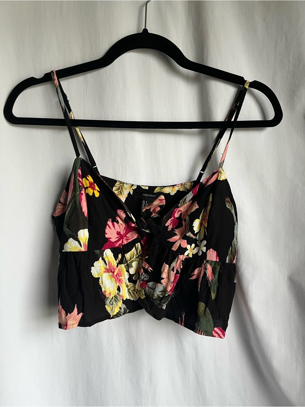 Forever 21 Black Floral Tie-Front cropped Camisole small